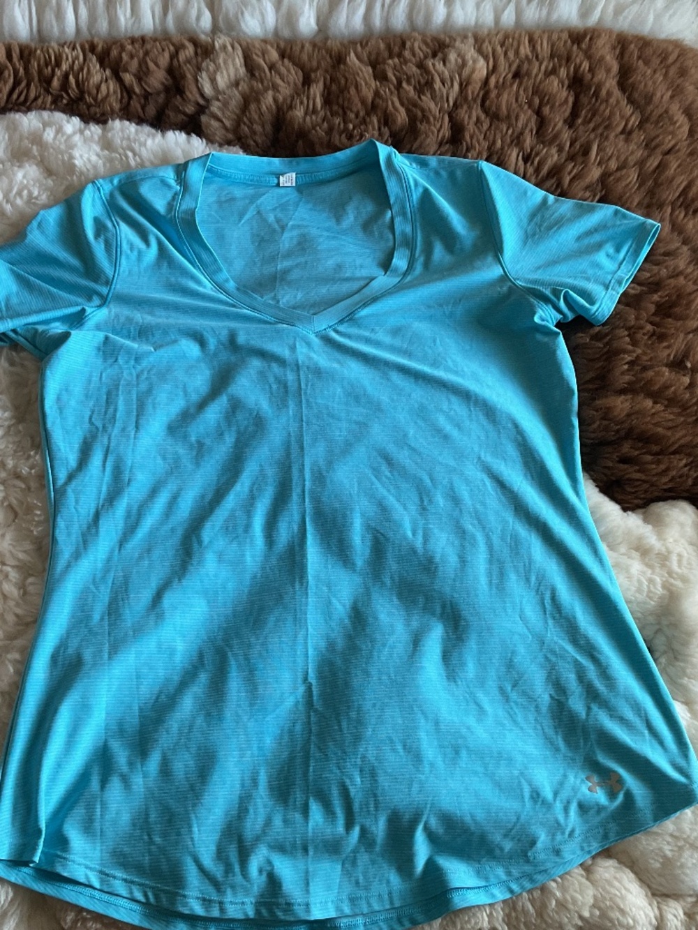 Under armour women’s t shirt